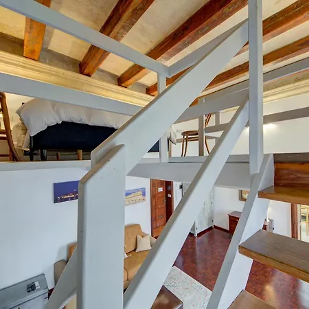 Unique Seafront Loft Overlooking Valletta's Views By 360 Estates *