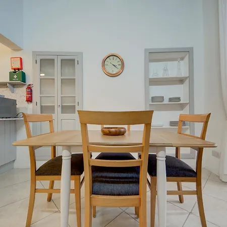 Unique Seafront Loft Overlooking Valletta's Views By 360 Estates Apartament