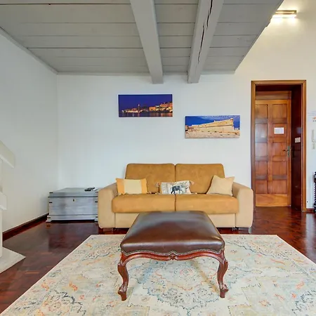 Unique Seafront Loft Overlooking Valletta's Views By 360 Estates Апартаменты Валетта