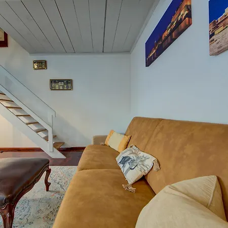 Unique Seafront Loft Overlooking Valletta's Views By 360 Estates アパート バレッタ