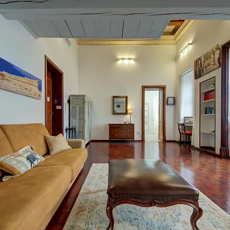 Unique Seafront Loft Overlooking Valletta's Views By 360 Estates *