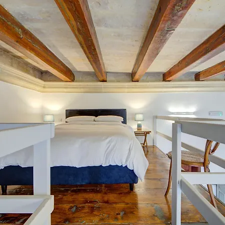 Unique Seafront Loft Overlooking Valletta's Views By 360 Estates Apartman