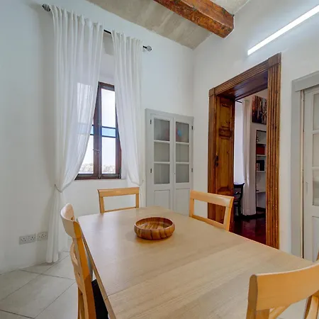 Unique Seafront Loft Overlooking Valletta's Views By 360 Estates * Valletta